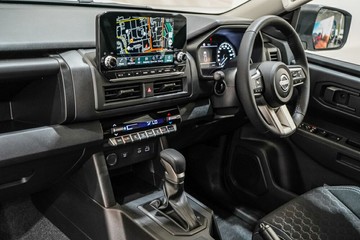 https://vehicle-cdn.autoleague.cloud/33417_2986858_29.jpg