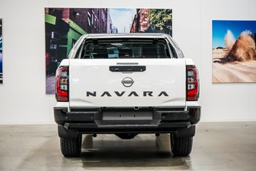 https://vehicle-cdn.autoleague.cloud/33417_2986858_7.jpg