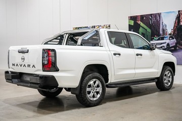 https://vehicle-cdn.autoleague.cloud/33417_2986858_8.jpg