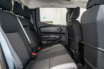 https://vehicle-cdn.autoleague.cloud/33417_2986862_10.jpg
