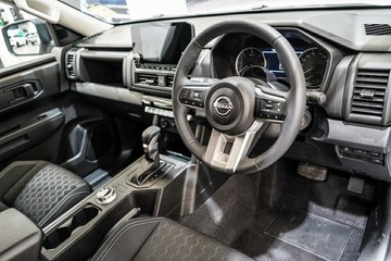 https://vehicle-cdn.autoleague.cloud/33417_2986862_15.jpg