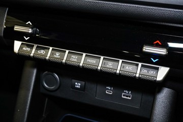 https://vehicle-cdn.autoleague.cloud/33417_2986862_22.jpg