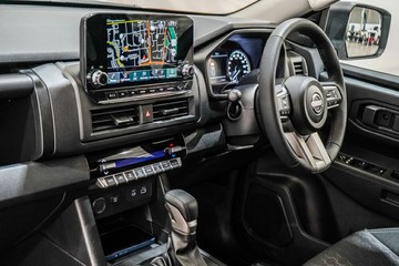 https://vehicle-cdn.autoleague.cloud/33417_2986862_28.jpg