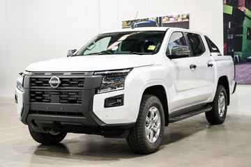 https://vehicle-cdn.autoleague.cloud/33417_2986862_4.jpg