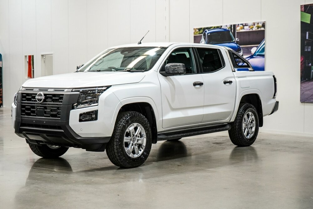 Nissan Navara image 4