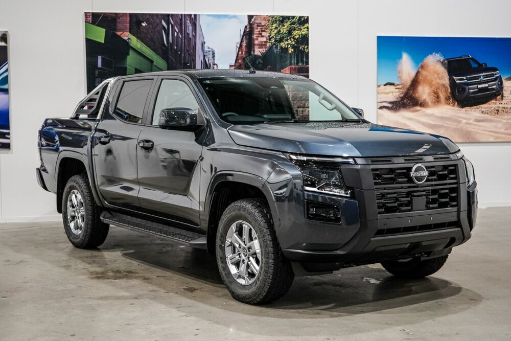 Nissan Navara image 1