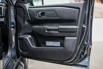 https://vehicle-cdn.autoleague.cloud/33417_2986875_12.jpg