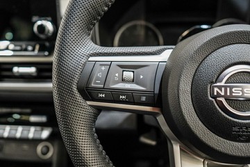 https://vehicle-cdn.autoleague.cloud/33417_2986890_18.jpg