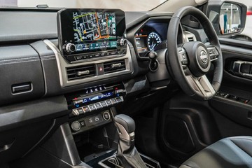 https://vehicle-cdn.autoleague.cloud/33417_2986890_28.jpg