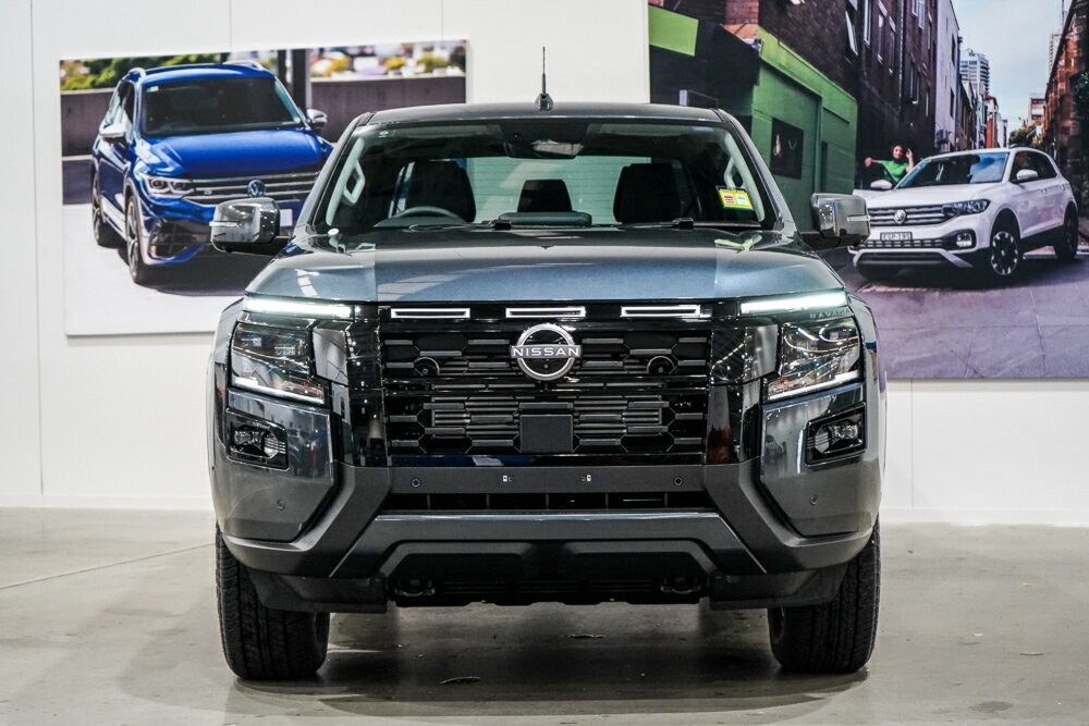 Nissan Navara image 3