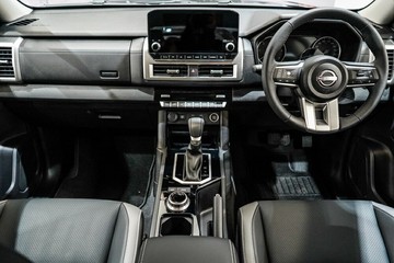 https://vehicle-cdn.autoleague.cloud/33417_2986911_13.jpg