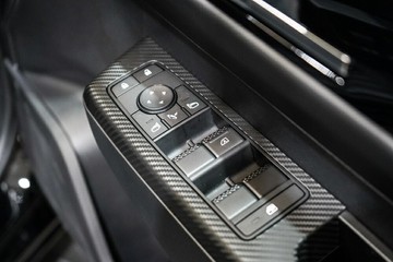 https://vehicle-cdn.autoleague.cloud/33417_2986911_16.jpg