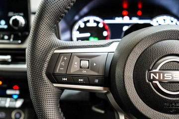 https://vehicle-cdn.autoleague.cloud/33417_2986911_19.jpg