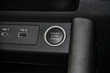 https://vehicle-cdn.autoleague.cloud/33417_2986921_24.jpg