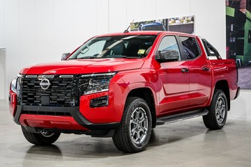 https://vehicle-cdn.autoleague.cloud/33417_2986921_5.jpg