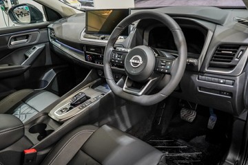 https://vehicle-cdn.autoleague.cloud/33417_2987101_16.jpg
