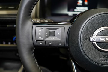 https://vehicle-cdn.autoleague.cloud/33417_2987101_18.jpg