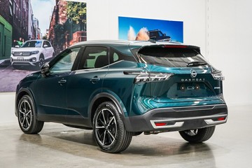 https://vehicle-cdn.autoleague.cloud/33417_2987101_5.jpg