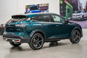 https://vehicle-cdn.autoleague.cloud/33417_2987101_7.jpg