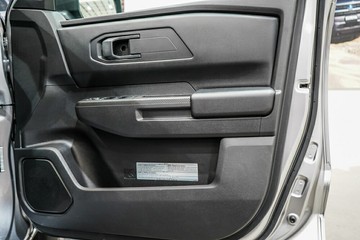https://vehicle-cdn.autoleague.cloud/33417_2993748_14.jpg