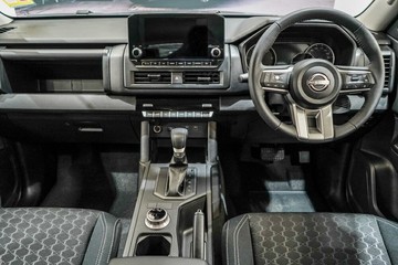 https://vehicle-cdn.autoleague.cloud/33417_2993748_16.jpg