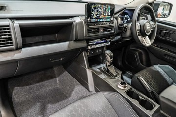 https://vehicle-cdn.autoleague.cloud/33417_2993748_28.jpg