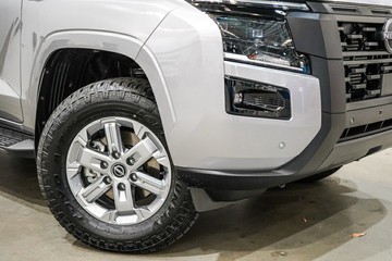 https://vehicle-cdn.autoleague.cloud/33417_2993748_3.jpg