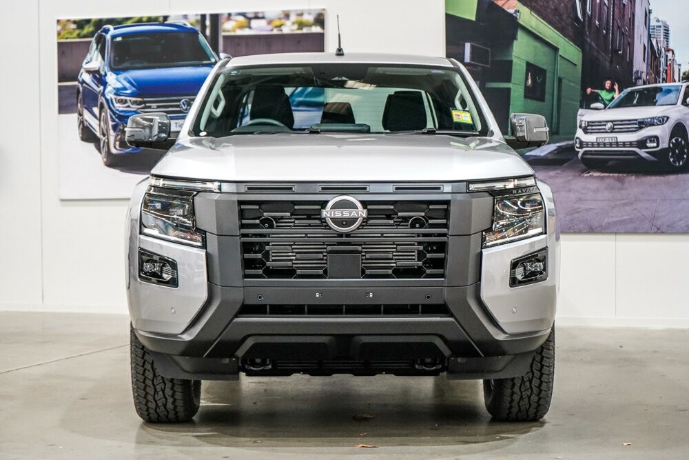 Nissan Navara image 3