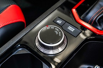 https://vehicle-cdn.autoleague.cloud/33417_2993844_29.jpg