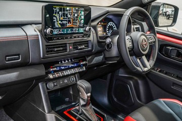 https://vehicle-cdn.autoleague.cloud/33417_2993844_31.jpg