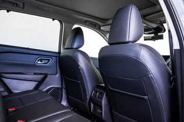 https://vehicle-cdn.autoleague.cloud/33417_2995024_12.jpg