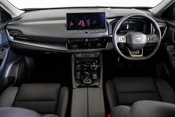 https://vehicle-cdn.autoleague.cloud/33417_2995024_13.jpg