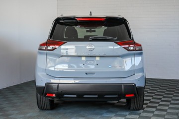 https://vehicle-cdn.autoleague.cloud/33417_2995024_7.jpg