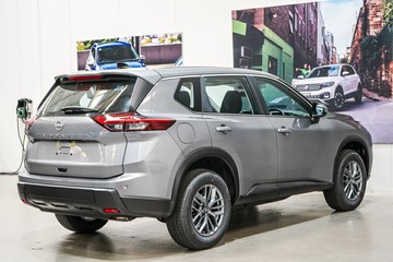 https://vehicle-cdn.autoleague.cloud/33417_2997846_7.jpg