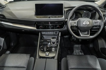 https://vehicle-cdn.autoleague.cloud/33417_2997847_11.jpg