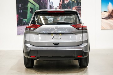 https://vehicle-cdn.autoleague.cloud/33417_2997847_6.jpg