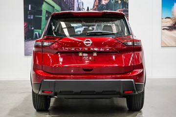 https://vehicle-cdn.autoleague.cloud/33417_2997849_6.jpg