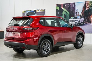 https://vehicle-cdn.autoleague.cloud/33417_2997849_7.jpg