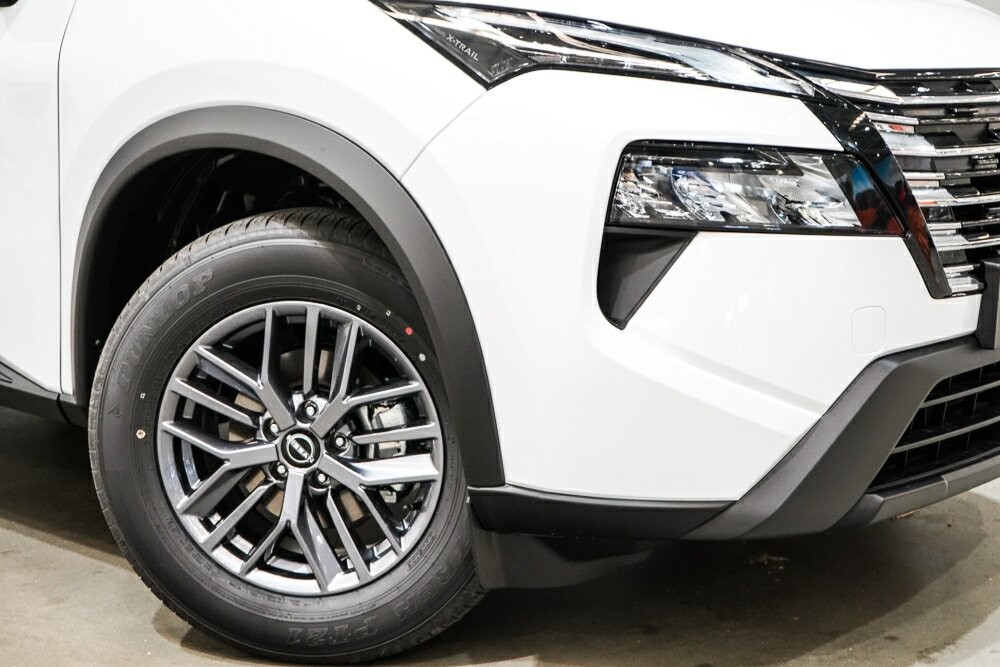 Nissan X-trail image 2