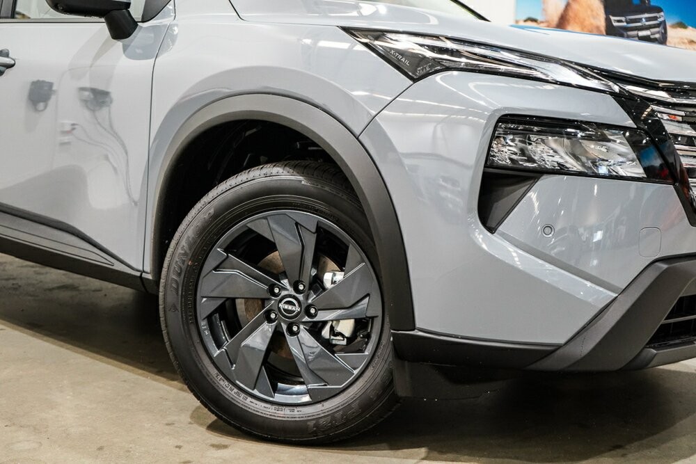 Nissan X-trail image 2