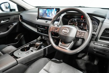 https://vehicle-cdn.autoleague.cloud/33417_2999203_11.jpg