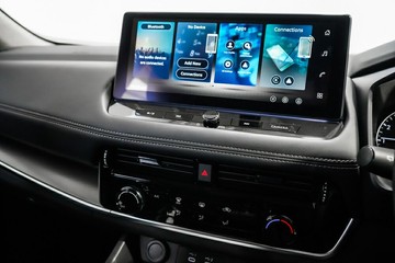 https://vehicle-cdn.autoleague.cloud/33417_2999214_15.jpg