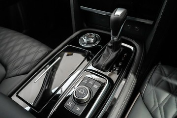 https://vehicle-cdn.autoleague.cloud/33417_3000612_18.jpg