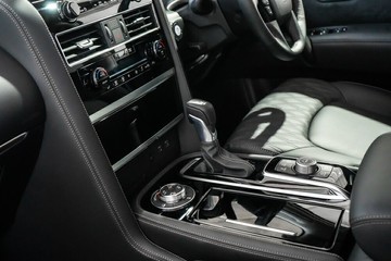 https://vehicle-cdn.autoleague.cloud/33417_3000612_24.jpg