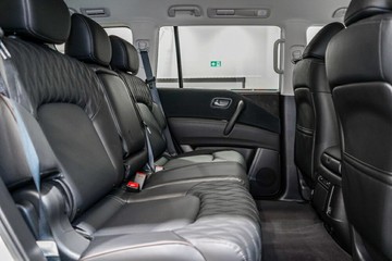 https://vehicle-cdn.autoleague.cloud/33417_3000680_14.jpg