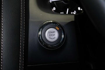 https://vehicle-cdn.autoleague.cloud/33417_3000680_28.jpg
