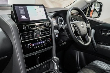 https://vehicle-cdn.autoleague.cloud/33417_3000680_34.jpg