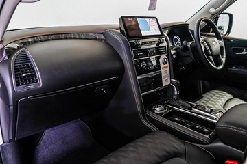 https://vehicle-cdn.autoleague.cloud/33417_3001506_10.jpg