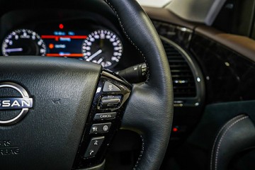 https://vehicle-cdn.autoleague.cloud/33417_3001506_15.jpg