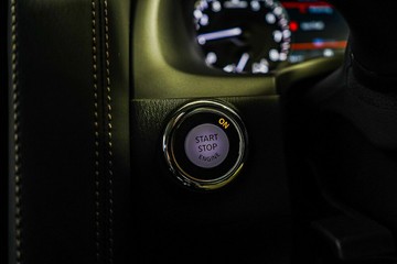 https://vehicle-cdn.autoleague.cloud/33417_3001506_19.jpg